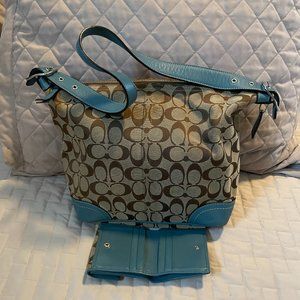 Like New! Coach Factory Signature Hobo Purse and Wallet